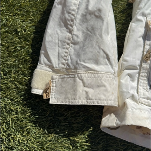 Roxy women’s snow jacket, size medium - Picture 2 of 6